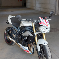 Street Triple