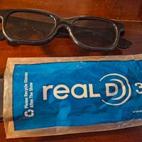N.2 occhiali 3D. RealD. 