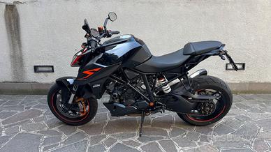 KTM 1290 R 2017 - 10.800 km - The Beast - Perfetta