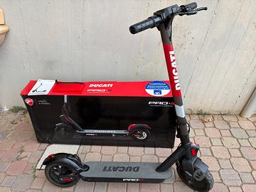 Monopattino Ducati Pro II