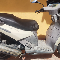 Aprilia sportcity 200