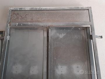 Porta lamiera zincata 2 ante per magazzino