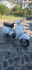VESPA Piaggio Bianca