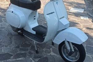 VESPA Piaggio Bianca