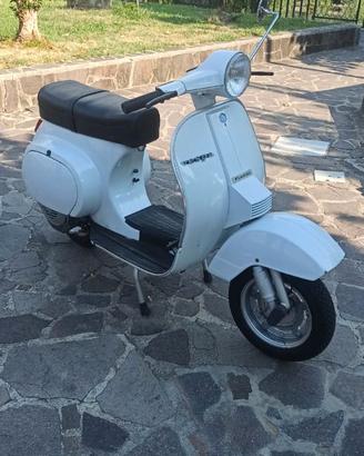 VESPA Piaggio Bianca