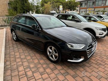 AUDI A4 AVANT 2,0 TDI 150 CV BUSINESS ADVANCED S-T