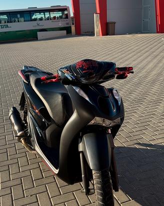 Honda sh125 sport