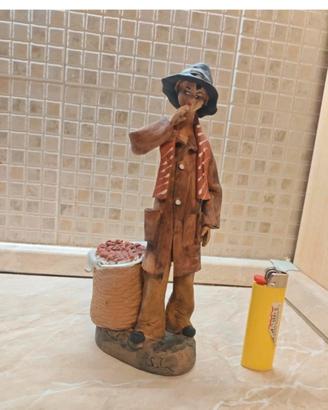 Statuetta contadino terracotta vintage siglata SC