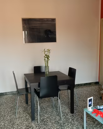 Tavolo Ikea legno nero estensibile