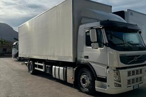 Volvo FM 330