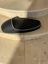 sella sportiva vespa