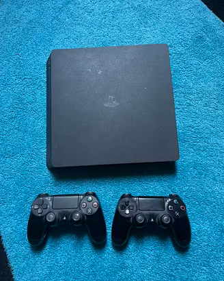 Sony PS4 Slim 500GB + 2 Controller originali