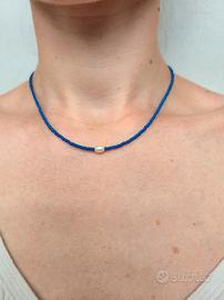 Collanina acciaio perline vetro blu e perla fiume 