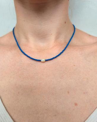 Collanina acciaio perline vetro blu e perla fiume 