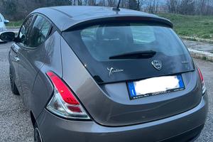 Lancia Y Hybrid Gold - Alberta Ferretti