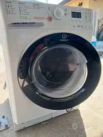 Lavatrice lavasciuga indesit