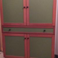 MOBILE A 4 ANTE E 1 CASSETTO MENSOLE INTERNE