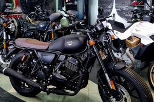 Archive Motorcycle Scrambler 250 BICILINDRICA AM90