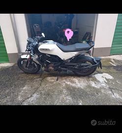 Husqvarna Vitpilen 401 modello 2021