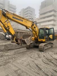 Escavatore 230 Komatsu