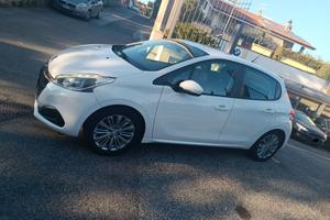 Peugeot 208 BlueHDi 75 3 porte Active