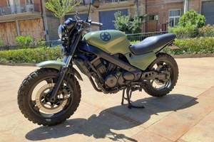Honda NTV 650 anno 1988
