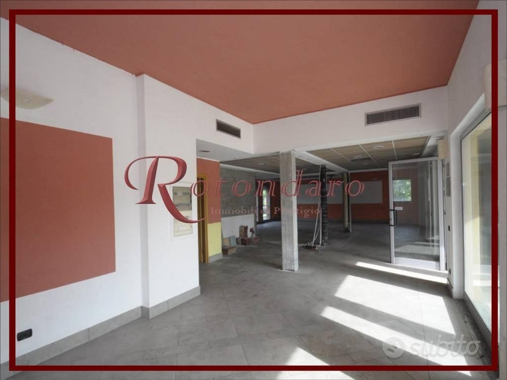 Immobile di 125 m² con 1 locale a Buccinasco - Vista 4