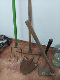 attrezzi da giardinaggio 