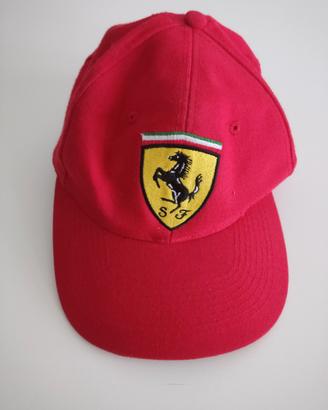 Cappello Ferrari