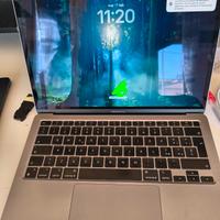 macbook air M2 8GB RAM 256gb disk