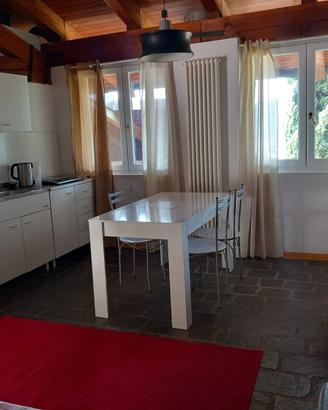 Monolocale in collina a pove del grappa in villa