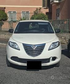 Lancia Ypsilon 0.9 twinair ecochic gold 80cv