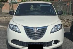 Lancia Ypsilon 0.9 twinair ecochic gold 80cv