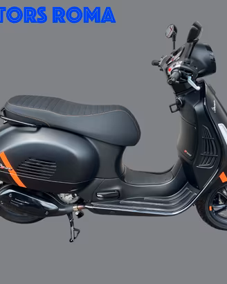 Piaggio Vespa 300 GTS hpe Super Sport-km 1900-2024