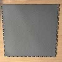 Pavimento componibile in plastica