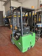 Carrello elevatore elettrico 800kg