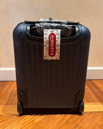 Bagaglio a mano nuovo r.leone. Ideale per low cost