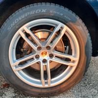 Cerchi e gomme da neve Porsche Macan