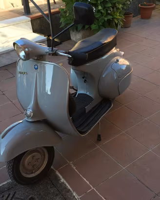 Vespa 125