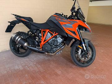 Ktm 1290 super duke gt 2023 4000km tagliandata