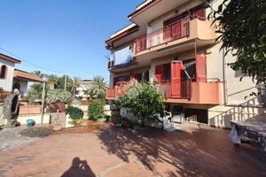 4 LOCALI A ERCOLANO