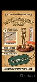 Schiaccianoci di design "Gambe" Ottone - Vintage M