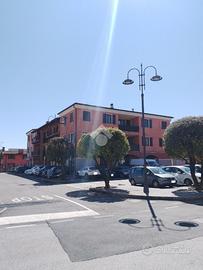 NEGOZIO A AZZANO MELLA