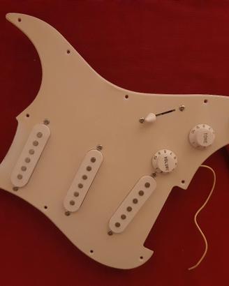 Battipenna cablato tipo Stratocaster 