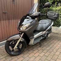 Scooter Yamaha Xmax 250R