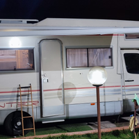 Camper a noleggio (condivisione)