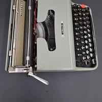 Olivetti lettera 22