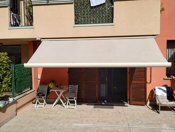 Tenda parasole motorizzara