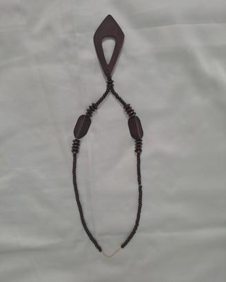 Collana in legno, leggera