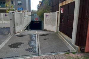 Posto moto coperto a Pirri via Italia